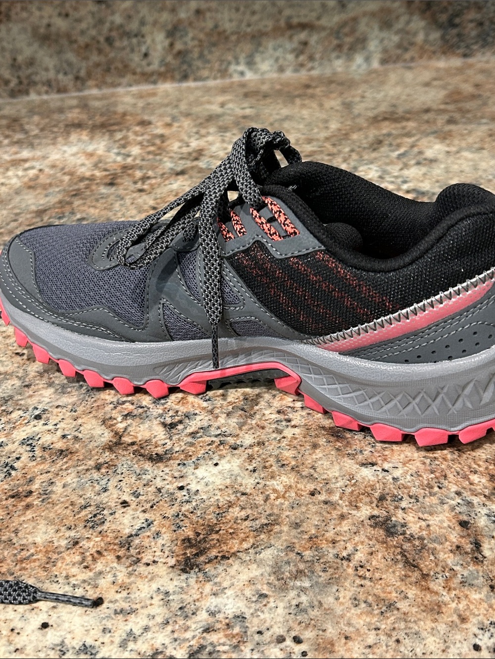 Saucony Excursion TR 14 Women's Gray and Pink/Coral Trail Running Sneakers 7 - Picture 8 of 9